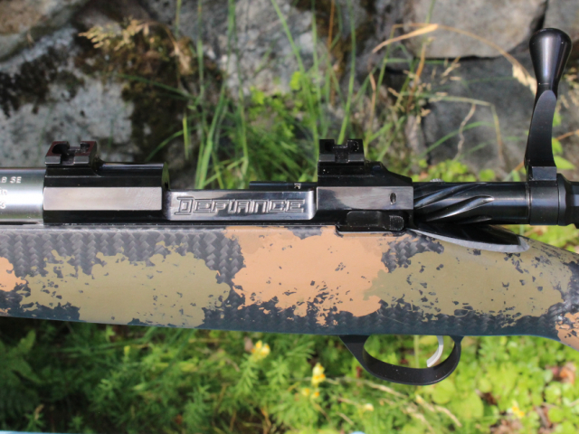 DefianceDeviantShort-CarbonSix-Manners-5